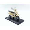 Skuter Vespa GTS 300 2017 gold - skala 1:18 - Centauria